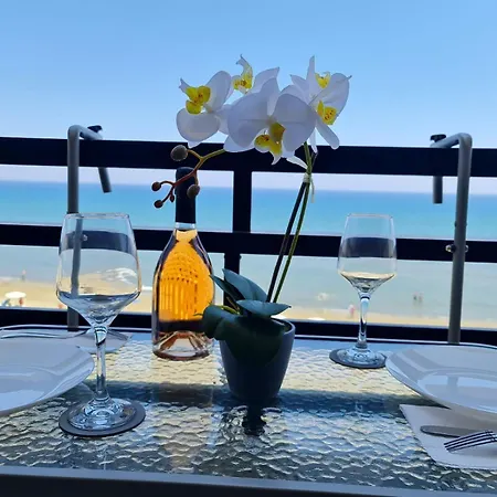 Serenity On Makenzy شقة