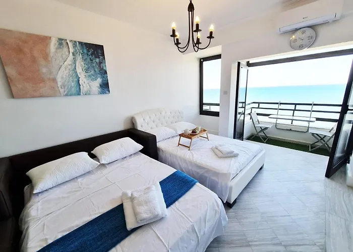 Serenity On Makenzy アパート *