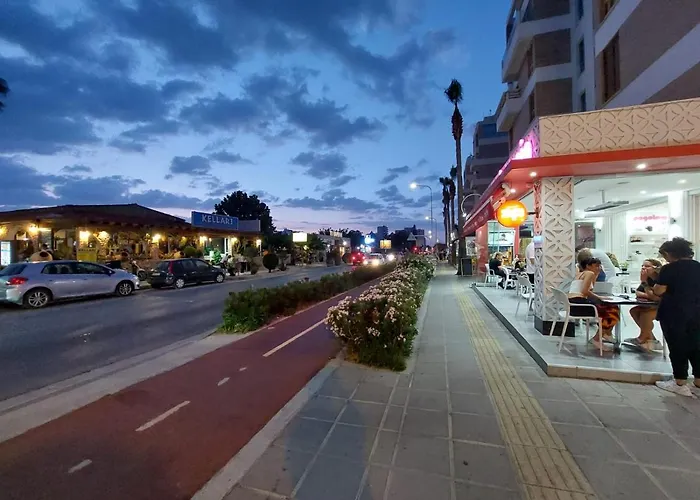 Serenity On Makenzy アパート ラルナカ